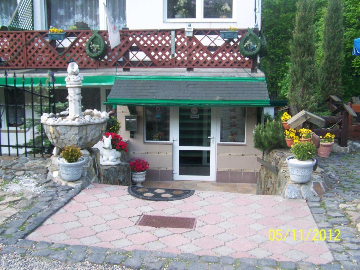 Beatka Hotel Swieradow-Zdroj Bagian luar foto