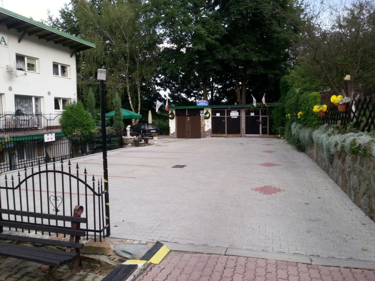 Beatka Hotel Swieradow-Zdroj Bagian luar foto